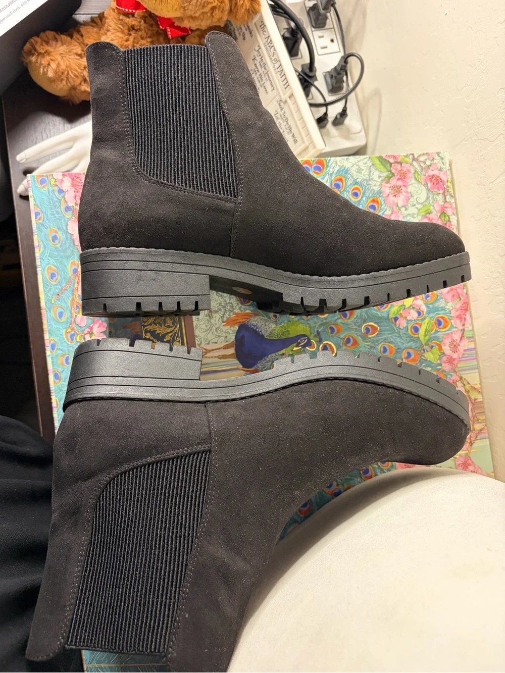 PrettyLittleThing Black Wide Fit Faux Suede Chunky Chelsea Boots - Size 10W